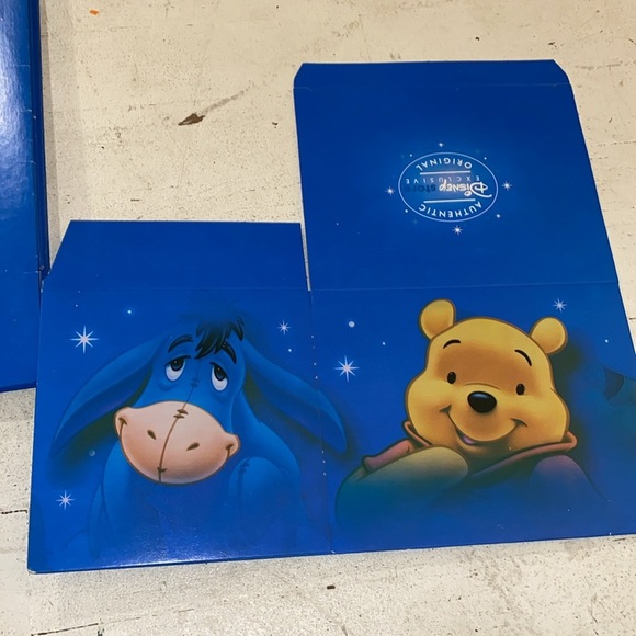 90’s Vintage Disney Box Bundle - Picture 3 of 5